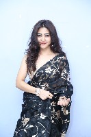 Sonu Thakur Black Saree Photos